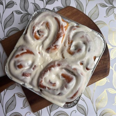 Jumbo Sourdough Cinnamon Rolls - 4 Pack