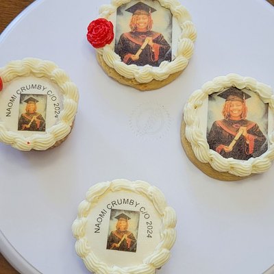 1dz Photo Cupcakes 
