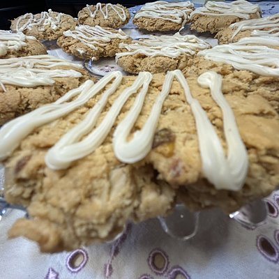 Gluten Free Oatmeal Date Cookies