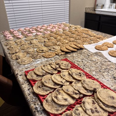 Small Dessert Bar (serves 20-24) 