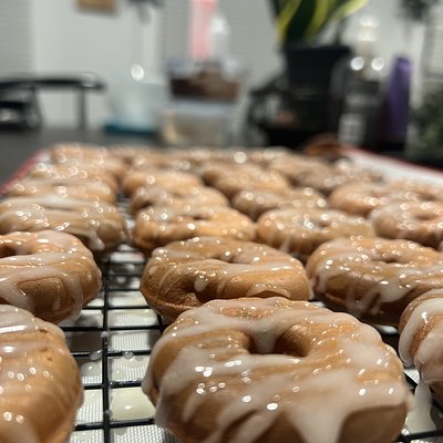 Mini Donitas Dozen (Krispy Cream Glazed)