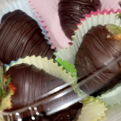 🍫Chocolate Cover Berries 🍓