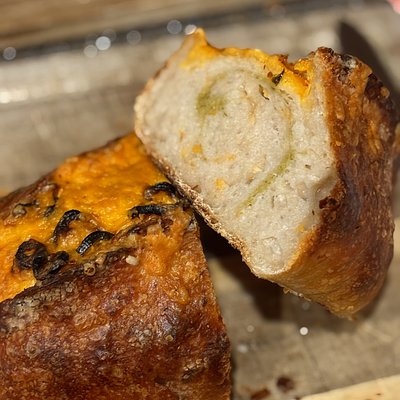 Salsa Cheddar Jalapeño Sourdough 