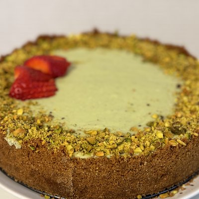 Strawberry Pistachio Cheesecake 