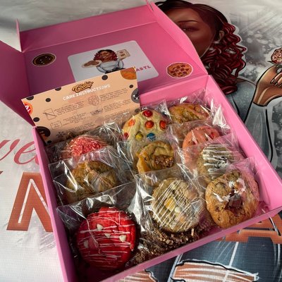 A Dozen Cookie Box Special 