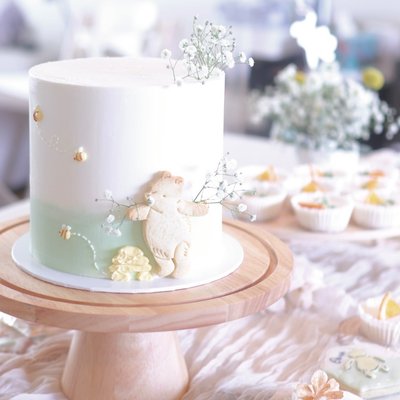 One Tier Custom Cake