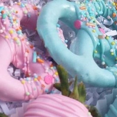 Jumbo Chocolate Covered Pretzels
