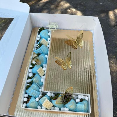 Large Letter Strawberry Box
