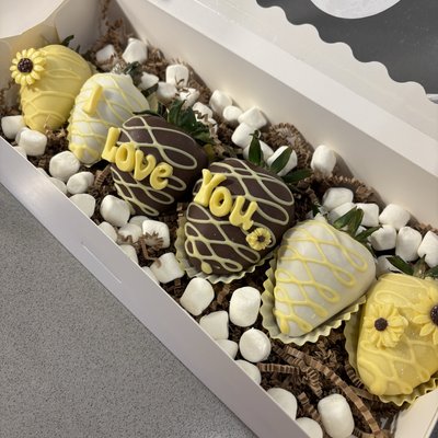 1/2 Dozen Chocolate Covered Strawberries