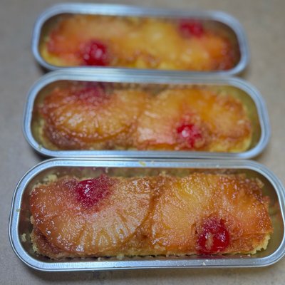 Mini Pineapple Upside Down Cake 