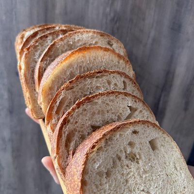 Sourdough sandwich bread