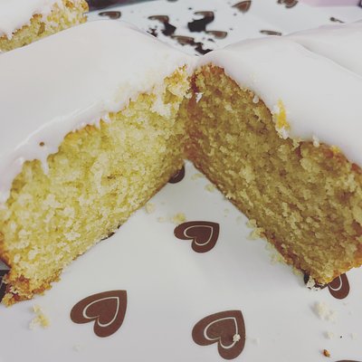 Lemon Drizzle 7” Cake Box