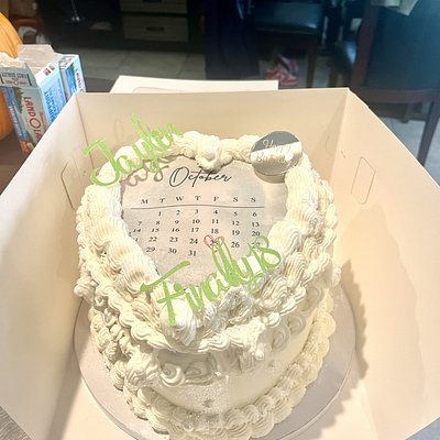 Vintage Ruffle Cake