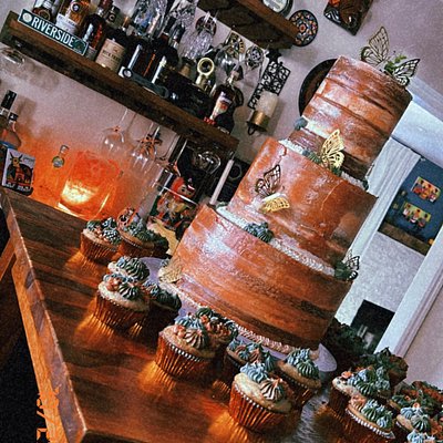 3 TIER WEDDING CAKES (80 Svgs)