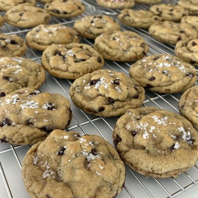 Sourdough Chocolate Chip Cookies  (Bag Of Six)