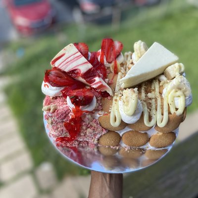 1/2 & 1/2 Crunch Cake 