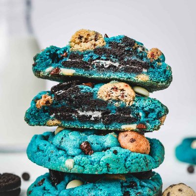 Jumbo Cookie Monster Cookies