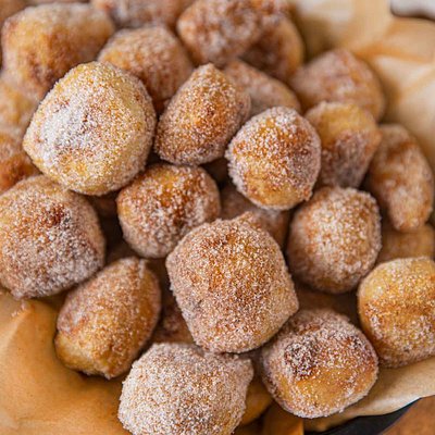 Cinnamon Sugar Pretzel Bites (1lb)