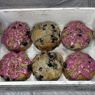 6 Blueberry Scones