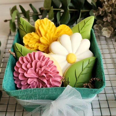 Mothers Day Flowers In Carton 