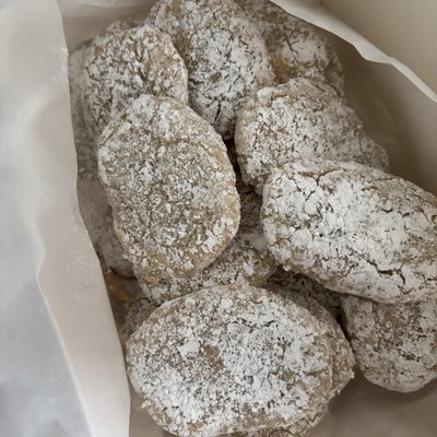 Ricciarelli Cookies