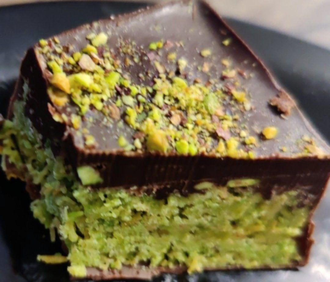 Dubai Chocolate Square Bars 