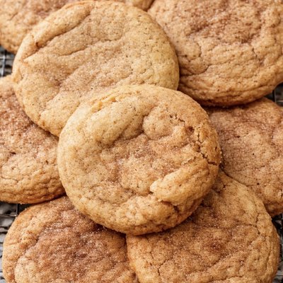 SOURDOUGH SNICKERDOODLE COOKIES