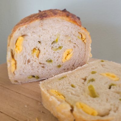  Sourdough Jalepeno Cheddar Cheese Bread 