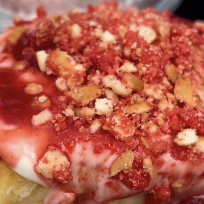 Strawberry Cinnamon Rolls