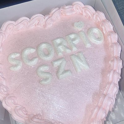 8 Inch Heart Cake