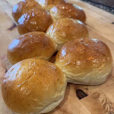 Sourdough Hamburger Buns 8pk