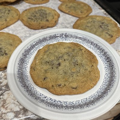 1 Dozen Chocolate Chip Cookies
