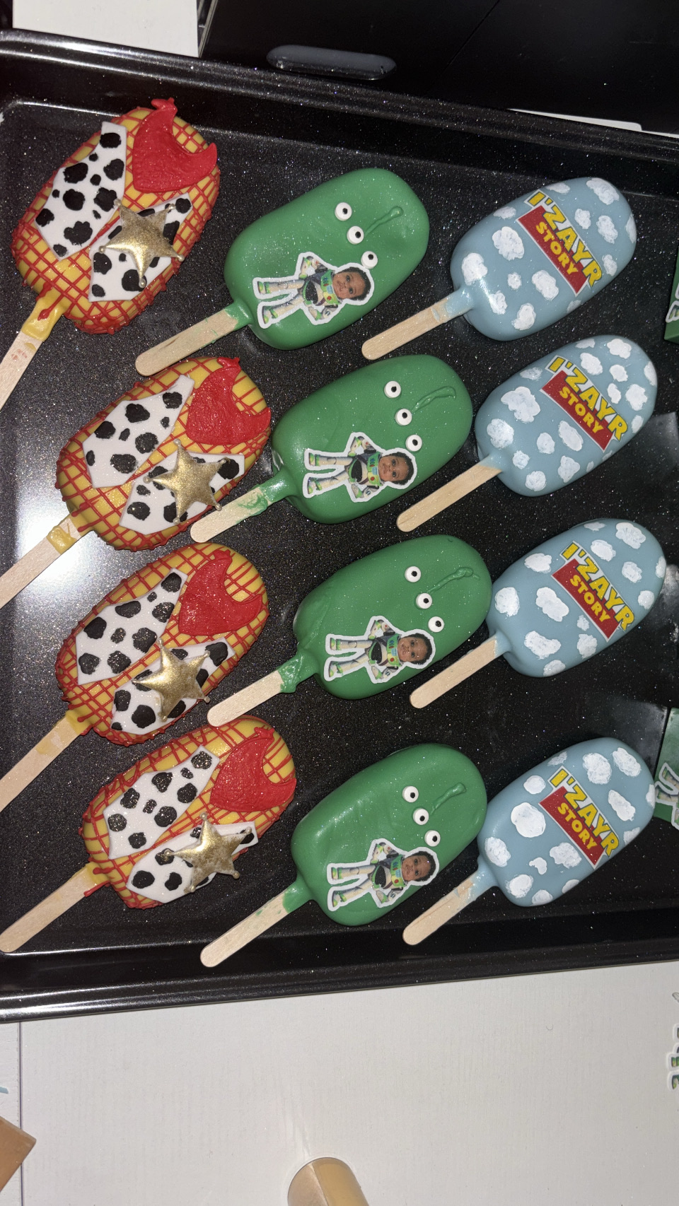 Cakesicles  