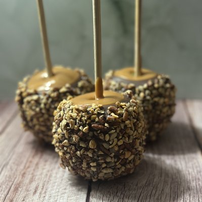 Caramel apple