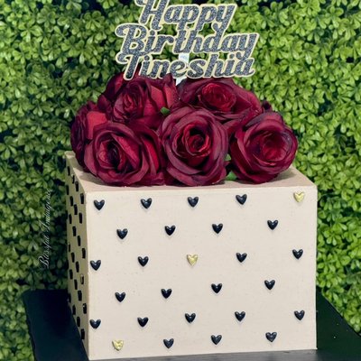 Custom 8” Square Cake