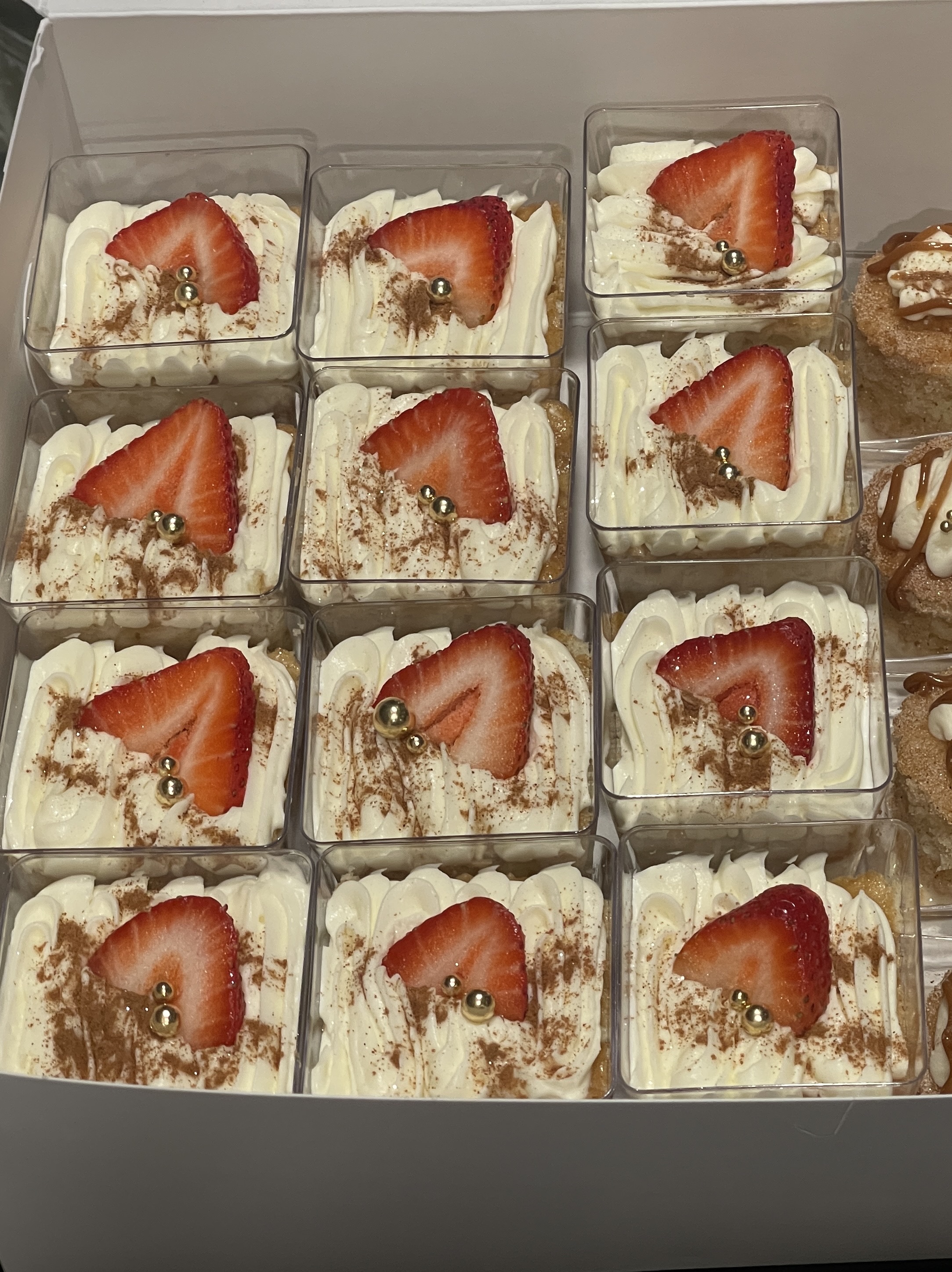 5oz Cake Shooters 