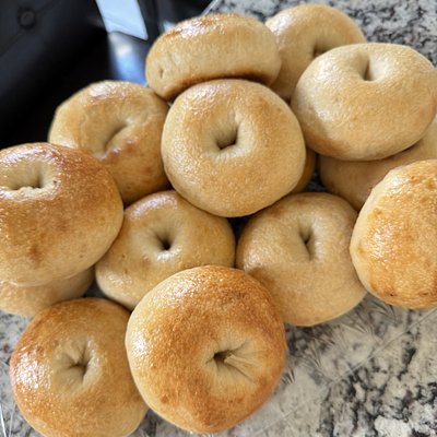 Classic Sourdough Bagels 