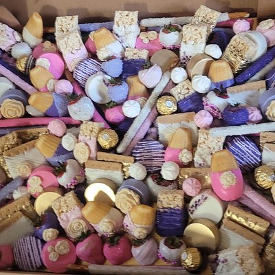 XL Sweets Charcuterie 