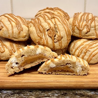 2 oz Biscoff Stuffed Cookie - One Dozen