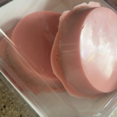 cake pucks 