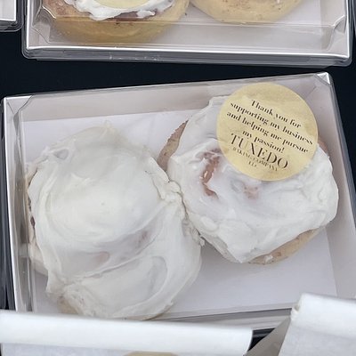 Cinnamon Roll (doubles)