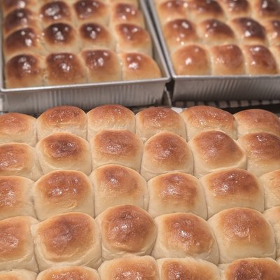 Sourdough dinner rolls (Dozen)