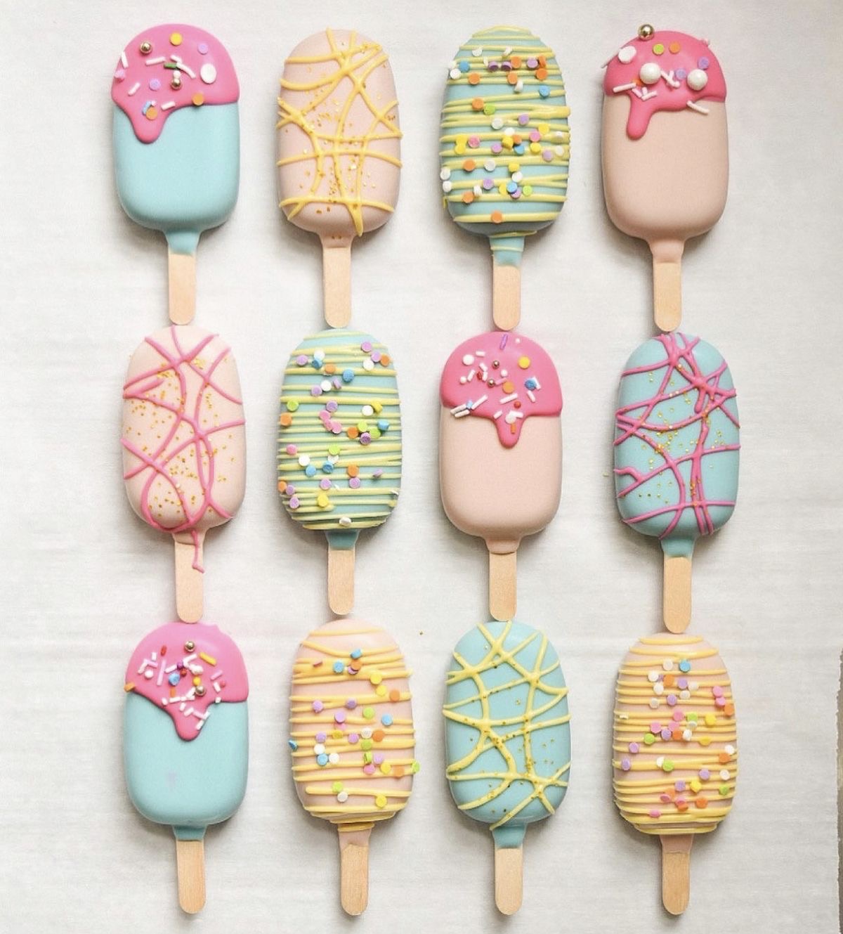 Cakesicles