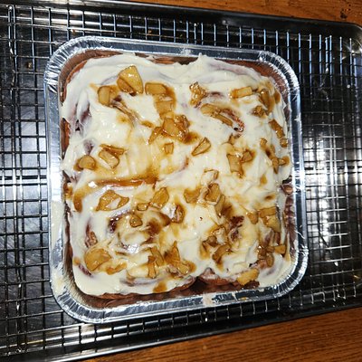 Cinnamon Rolls - Apple Cinnamon