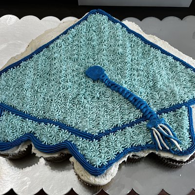 Pull-Apart Cupcake Cakes