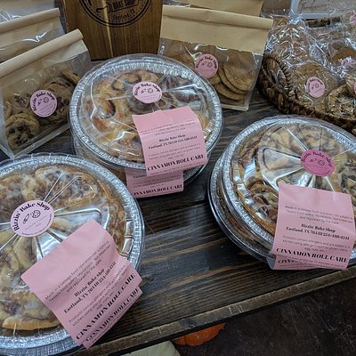 Thanksgiving Cinnamon Rolls