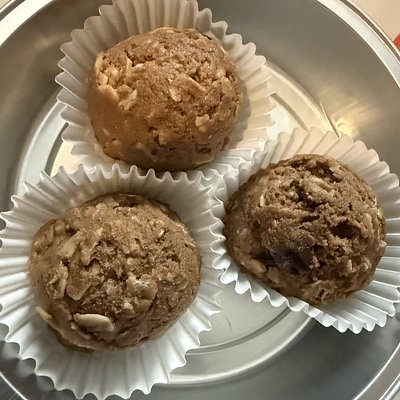 Chocolate Peanut Butter Protein Balls -5 Count 