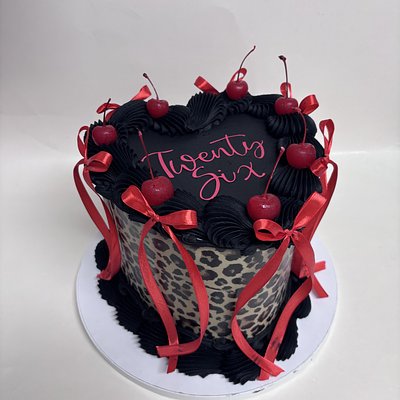 8” Heart Cakes 