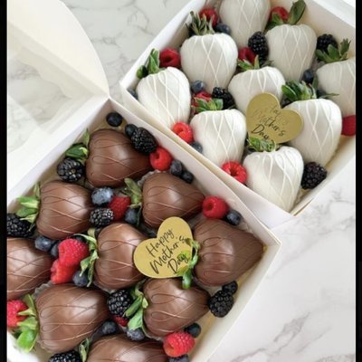 Chocolate Covered Berries (9)