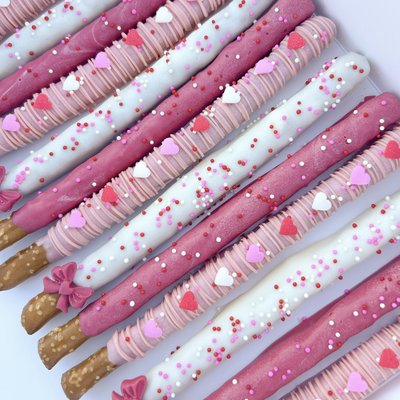 Chocolate Covered Pretzel Rods